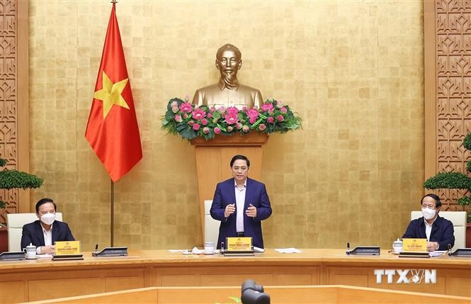 Thủ tướng Phạm Minh Chính: Thực hiện các giải pháp phòng, chống dịch và phục hồi, phát triển kinh tế - xã hội phải đồng bộ, thống nhất từ trên xuống dưới