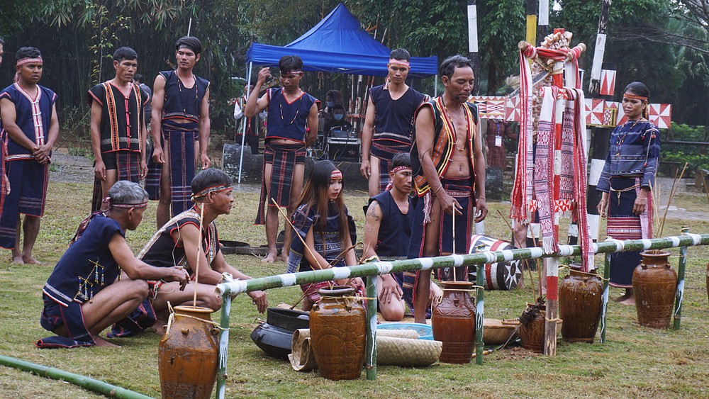 Đặc sắc phong tục cưới hỏi truyền thống của đồng bào dân tộc Bahnar