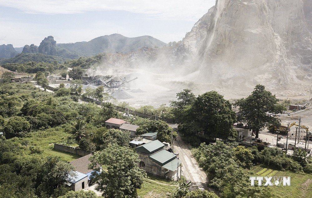 Ô nhiễm môi trường tại các mỏ khai thác đá ở Lương Sơn
