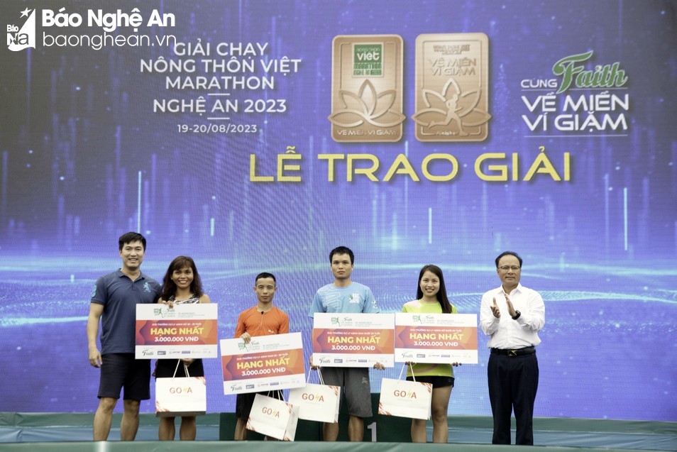 Bế mạc Giải chạy Nông thôn Việt marathon – Nghệ An 2023