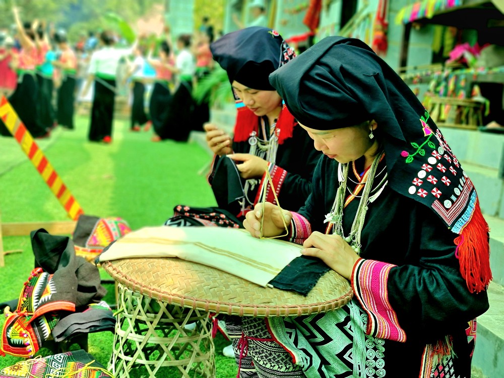 Các hoạt động tháng 10 với chủ đề “Khám phá nét ẩm thực dân tộc” tại Làng Văn hóa – Du lịch các dân tộc Việt Nam