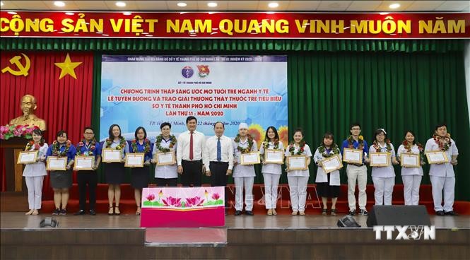 Thành phố Hồ Chí Minh: Tuyên dương 43 thầy thuốc trẻ tiêu biểu năm 2020