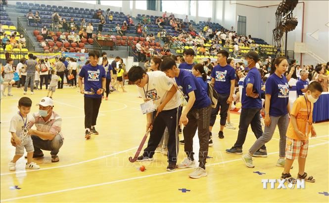 Thành phố Hồ Chí Minh: 350 trẻ rối loạn tự kỷ tham gia Ngày hội thể thao và tri ân thầy cô giáo