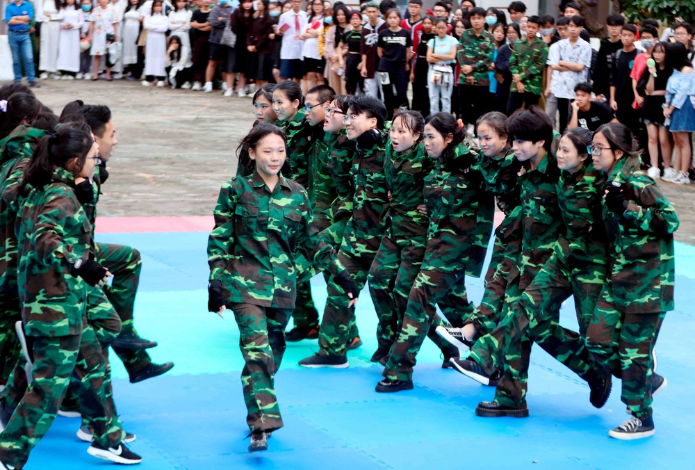 Tưng bừng Liên hoan nhóm nhảy Thành phố Hồ Chí Minh “Sức bật tuổi trẻ”