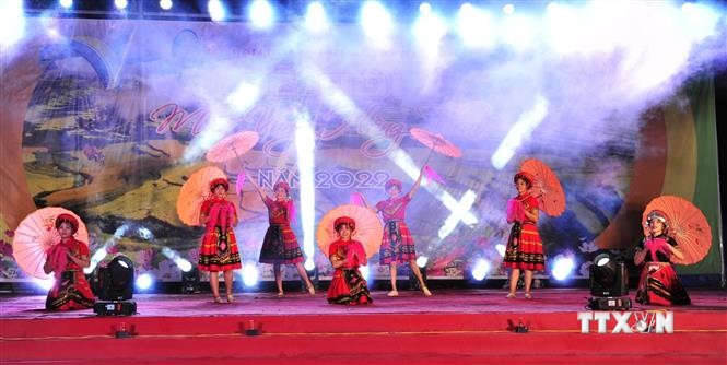 Tuyên Quang khai mạc Lễ hội Mùa vàng Hồng Thái năm 2022