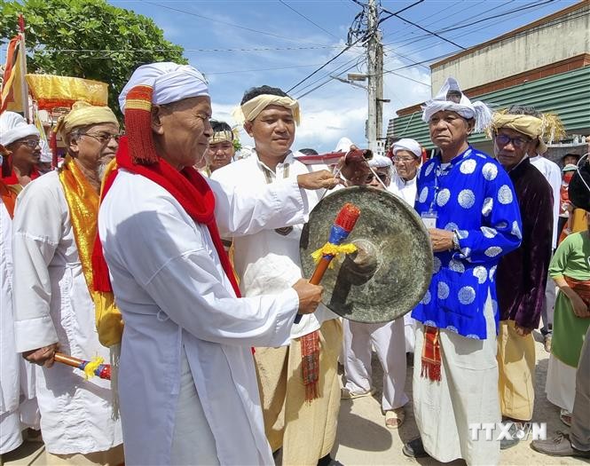 Đồng bào Chăm Ninh Thuận vui đón Lễ hội Katê 2022