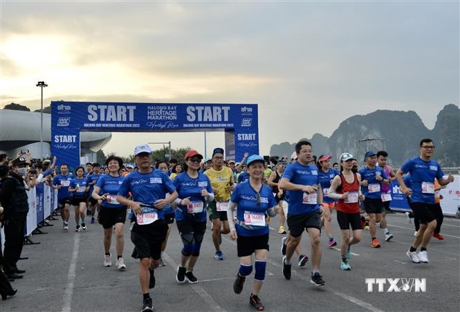 Giải Marathon Quốc tế Di sản Vịnh Hạ Long chính thức trở lại