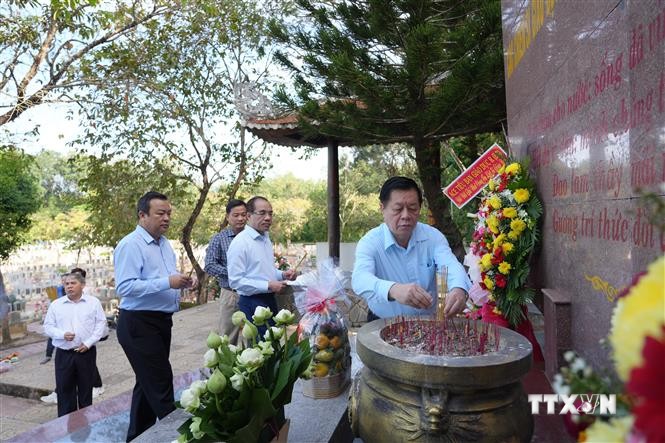 Trưởng Ban Tuyên giáo Trung ương Nguyễn Trọng Nghĩa thăm, làm việc tại tỉnh Tây Ninh