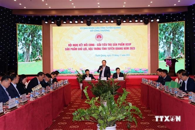 Kết nối cung - cầu tiêu thụ sản phẩm OCOP tỉnh Tuyên Quang