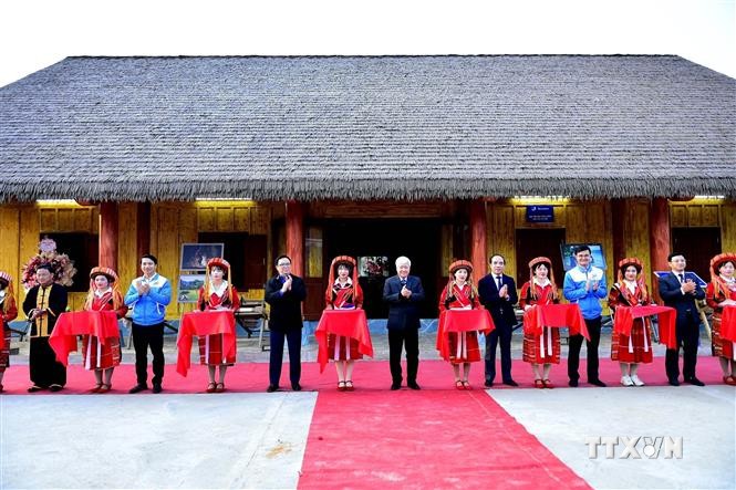 Khánh thành Nhà văn hóa cộng đồng dân tộc Pà Thẻn, Tuyên Quang