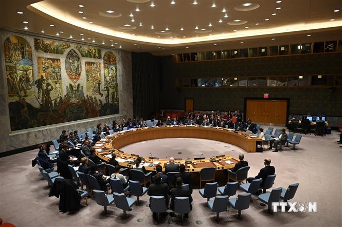 联合国安理会讨论武装冲突中保护平民问题