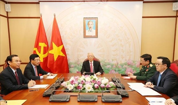 越共中央总书记、国家主席阮富仲与俄罗斯联邦总统普京举行电话会谈