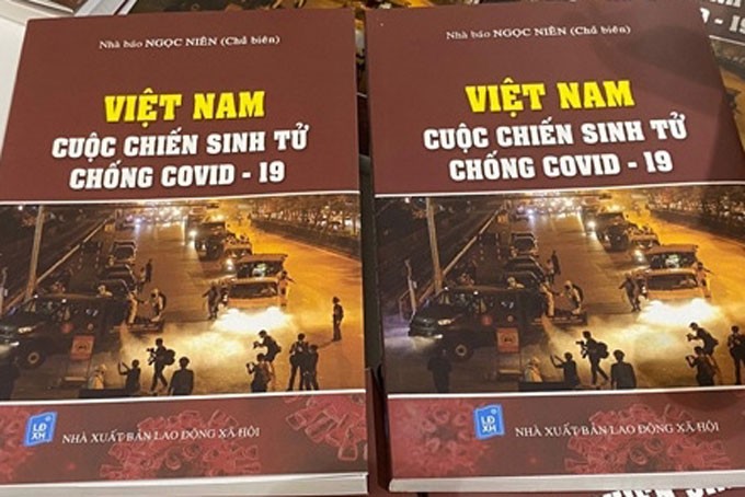 《越南—打击新冠肺炎疫情生死之战》一书重新出版