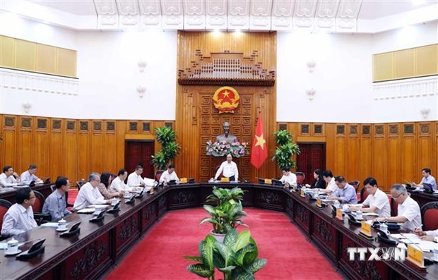 政府总理阮春福与槟椥省领导举行工作会谈