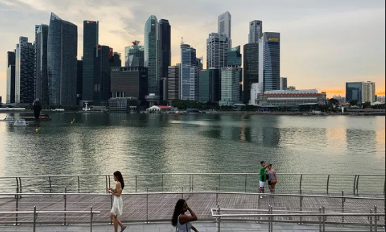新加坡经济正式陷入衰退