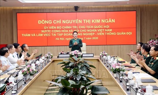 国会主席阮氏金银：Viettel需继续发挥率先构建越南数字生活、数字社会的作用