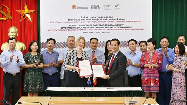 越南和新西兰签署职业培训合作协议