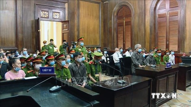 胡志明市人民法院对8人聚众扰乱安全罪一案公开宣判
