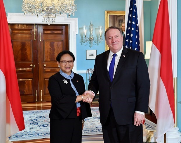 美国与印尼强调确保严格遵守有关东海国际法的目标