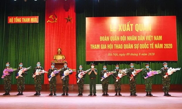 越南人民军代表团出征参加2020年国际军事比赛