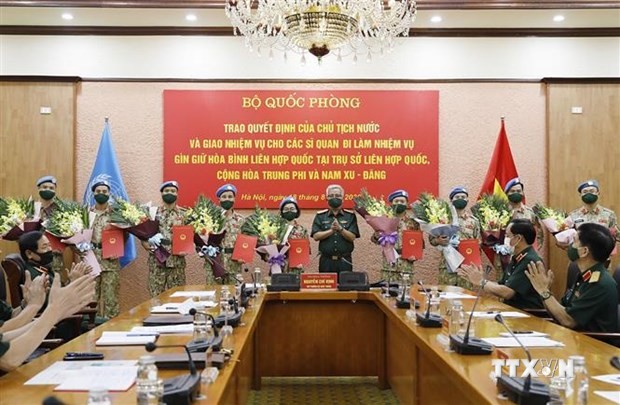 越南增派10名军官参加联合国维和行动
