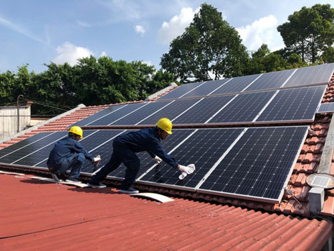 着力破解屋顶太阳能发电发展瓶颈