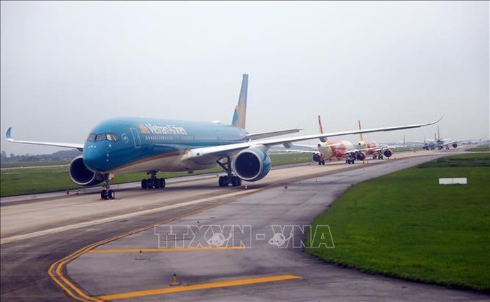 各家航空公司恢复运营至岘港往返定期航班