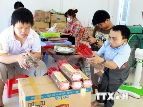 金瓯省积极落实国家对橙剂受害者的优抚政策