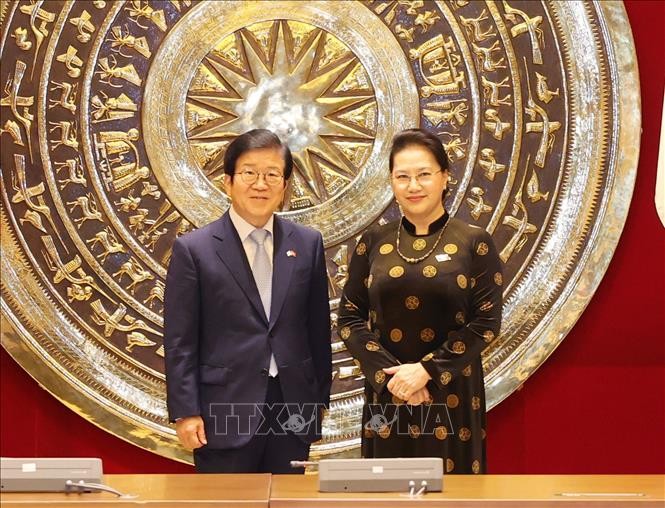 韩国媒体：韩国国会议长朴炳锡希望提升韩越关系水平