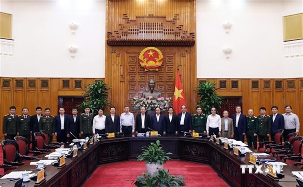 越南政府总理阮春福主持召开国家网络安全指导委员会首次会议