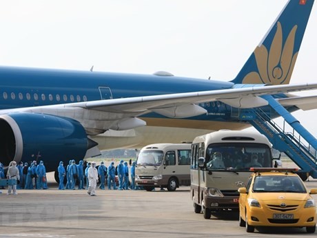 交通运输部：有机组人员和空乘人员违反隔离规定的航空公司将面临停止执行国际航班的制裁