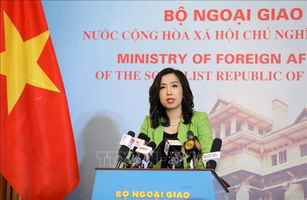 外交部例行记者会：要求中国尊重越南在东海上的主权