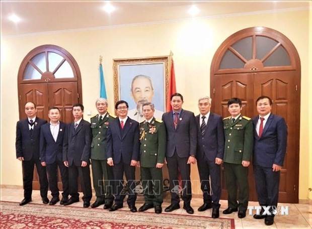 越南驻乌克兰大使馆举行越南人民军队成立76周年纪念活动