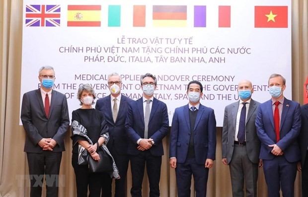 越南与国际携手应对新冠肺炎疫情