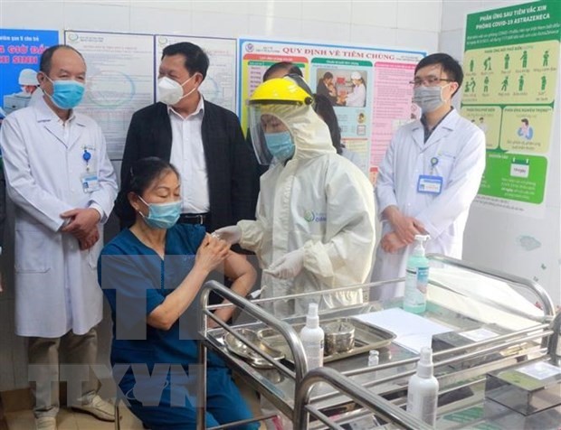 越南全国8个省市已完成首批新冠疫苗接种工作