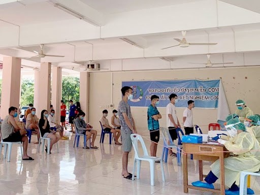 老挝各省仍然保持严格的防疫措施