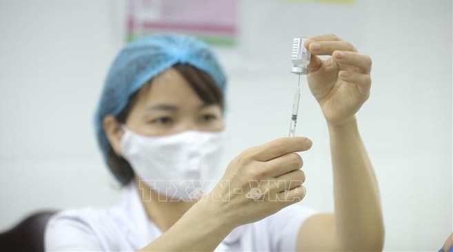 卫生部长阮青龙：将保障新冠疫苗接种安全置于首要位置