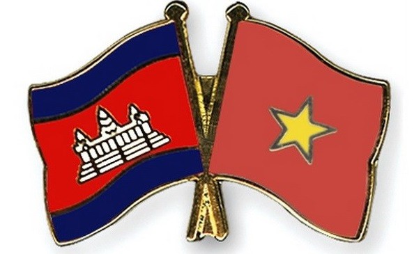 越共中央委员会致电祝贺柬埔寨人民党建党70周年