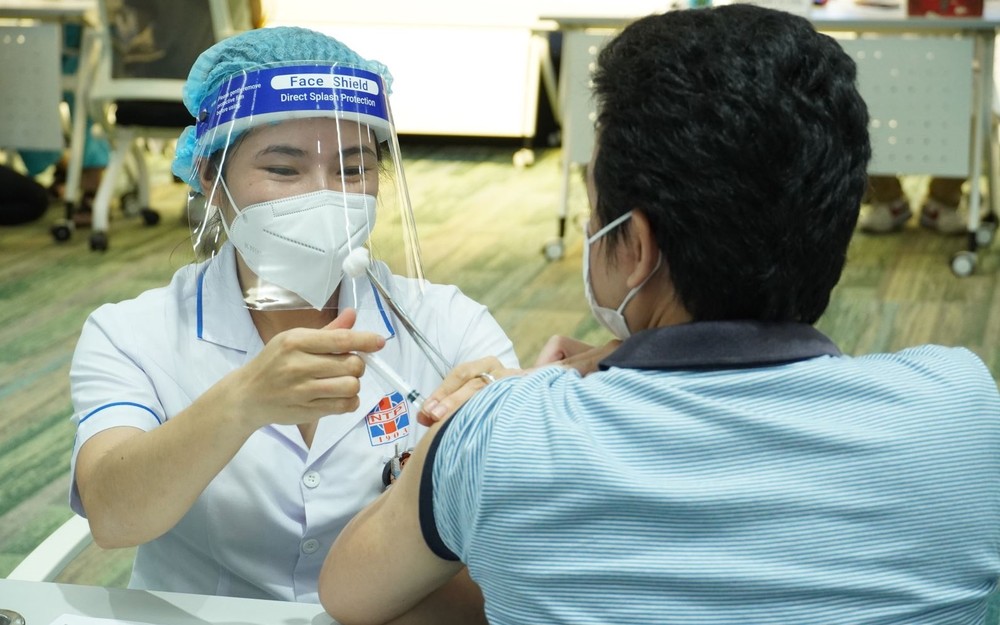 新冠肺炎疫情：胡志明市将开展第五次新冠疫苗接种工作