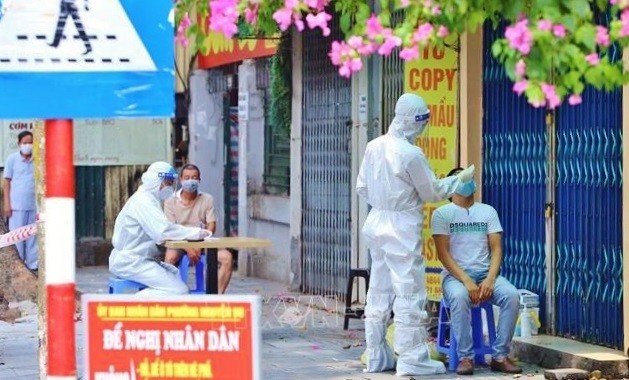 越南累计新冠肺炎确诊病例数超十万例