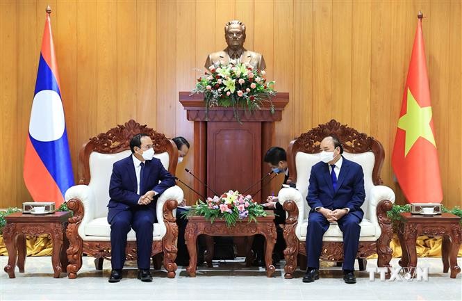 越南国家主席阮春福访老期间的系列活动