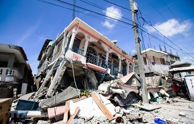 越南领导人致电慰问海地遭受地震灾害
