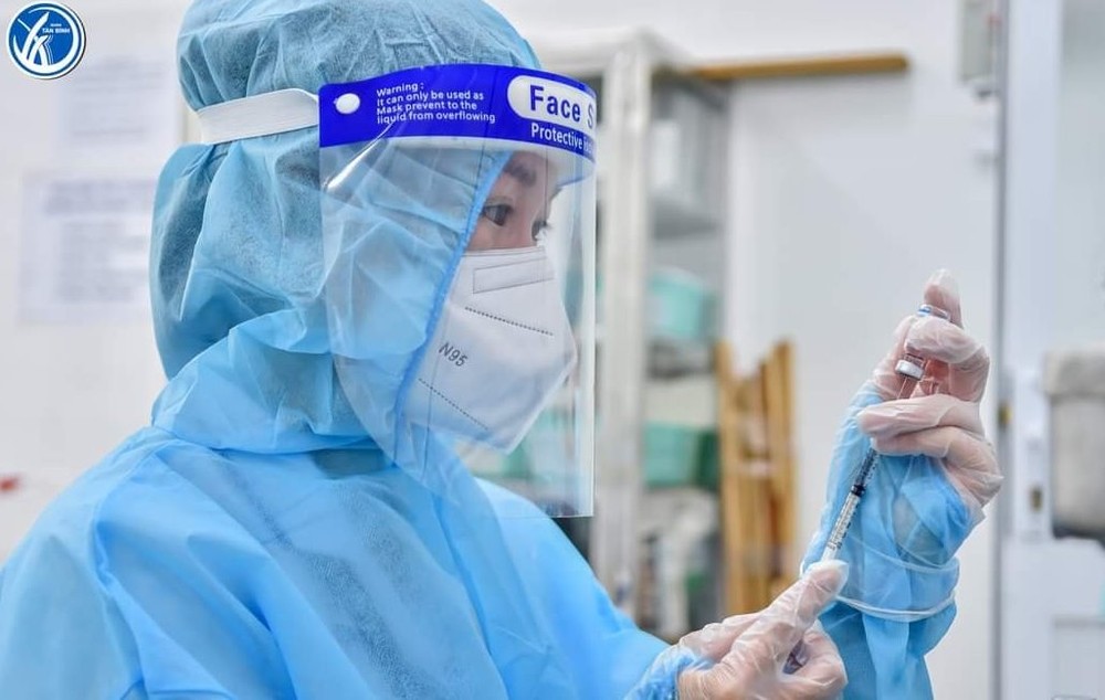 胡志明市将于9月开始为12-18岁人群接种新冠疫苗