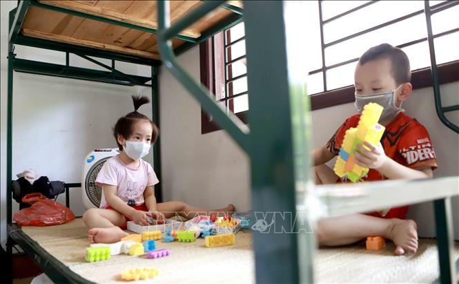 越南确保因疫情成为孤儿的儿童受照顾权