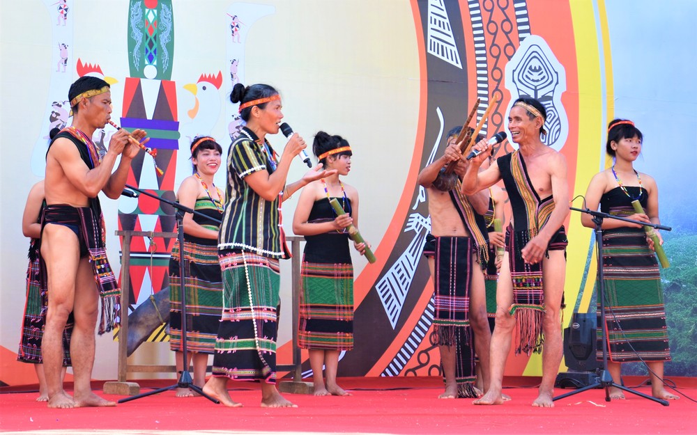 墨侬族民歌成为国家非物质文化遗产