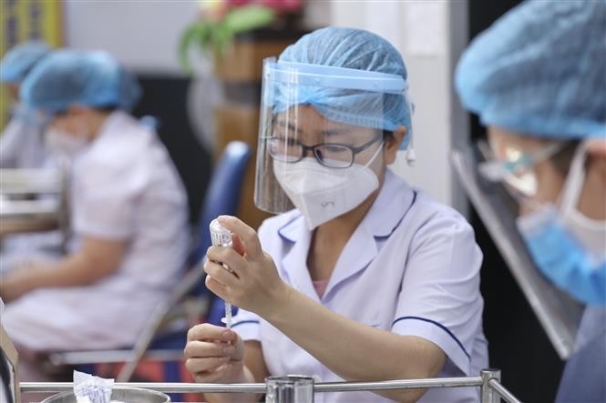 岘港市11月至12月将为12岁至18岁以下人群接种新冠疫苗