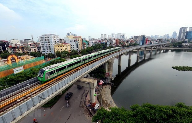 越南河内轻轨吉灵—河东线投入商业运行