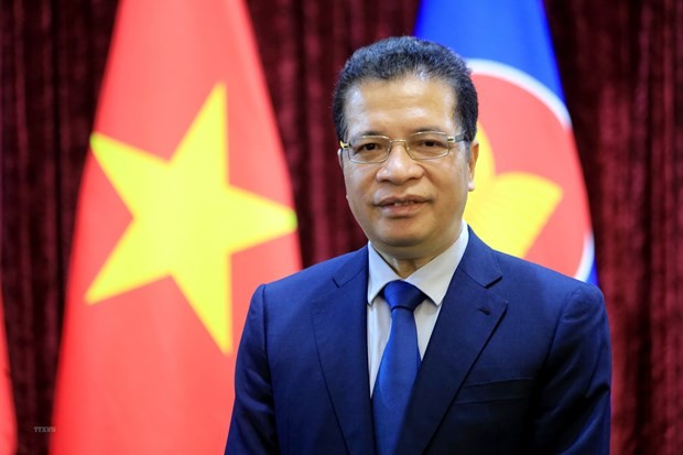 越南驻俄罗斯大使邓明魁：越南与俄罗斯关系始终如一  紧密团结  
