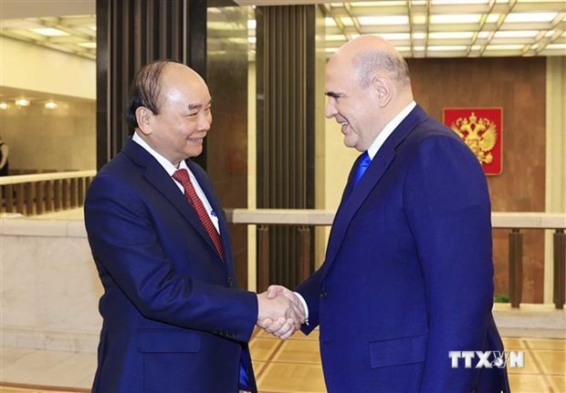 越南国家主席阮春福会见俄罗斯总理米哈伊尔·米什廷