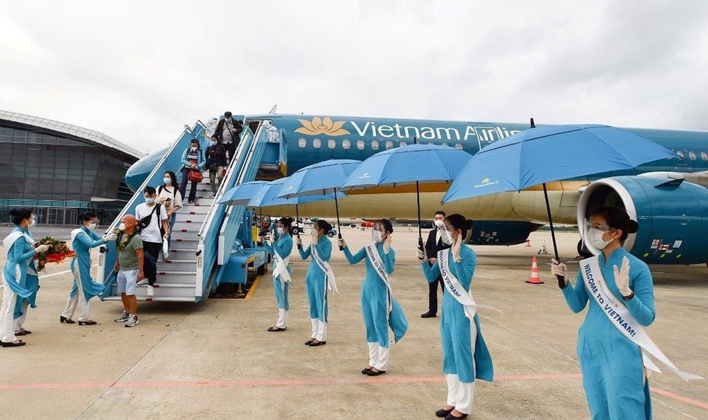 对试点接待国际游客到访越南的指引进行适当调整 确保合规性和安全性